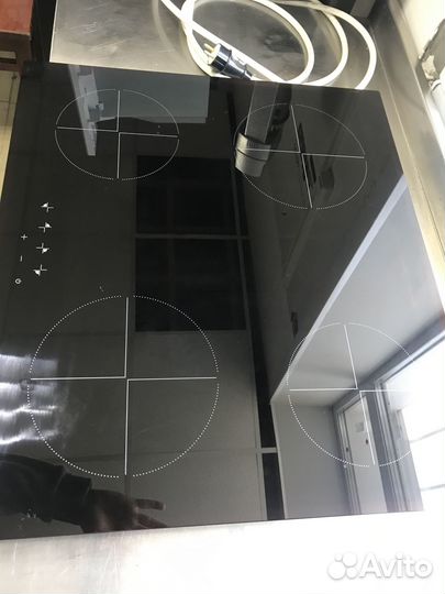 Электрическая варочная панель Hi VE 6402 B