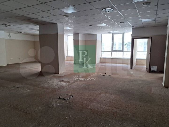 Офис 262,7 м2 в ТЦ “Диалог”