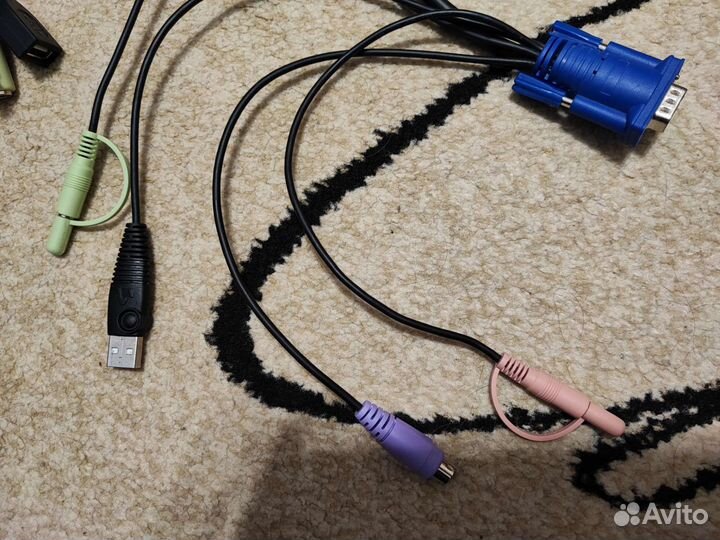 KVM-переключатель Aten CS52A