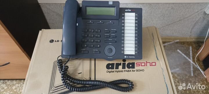 Мини атс LG Aria Soho с телефоном-программатором