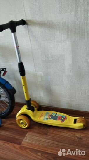Детский велосипед и самокат