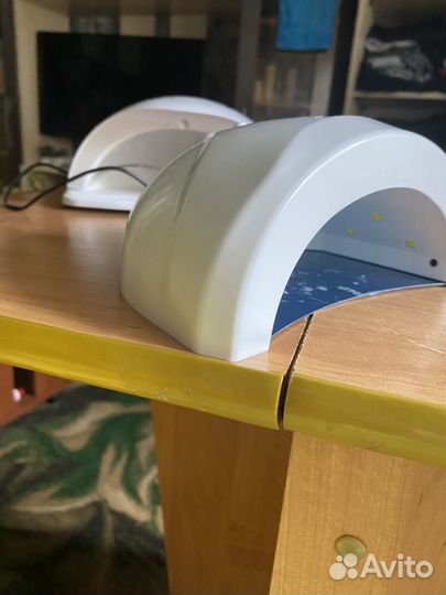 Лампа для сушки ногтей