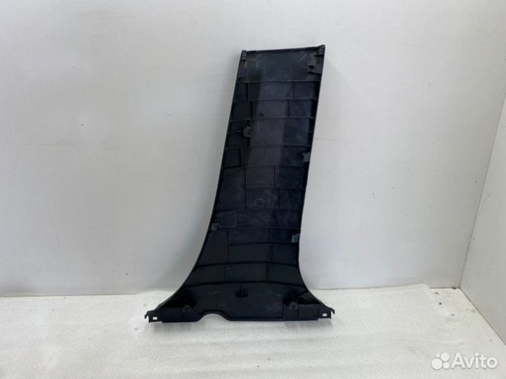 Накладка стойки внутренняя левая Toyota Camry