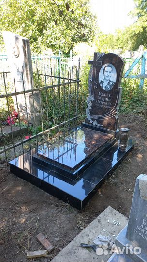 Установка и изготовление памятников