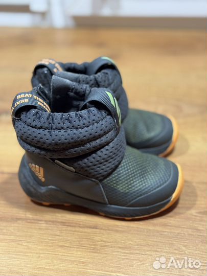 Ботинки демисезонные adidas 23