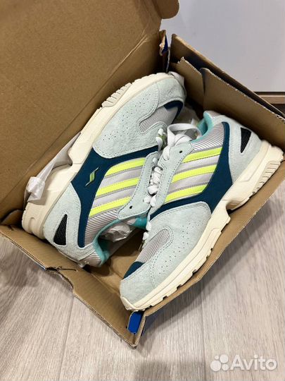 Кроссовки Adidas Originals ZX 4000 W EE4836