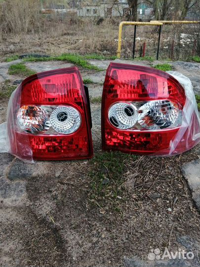 Задние фонари