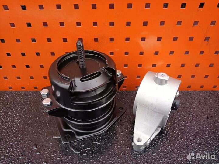 Подушка двс кпп Хонда Риджлайн