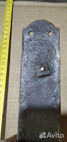 Старинная дверная ручка