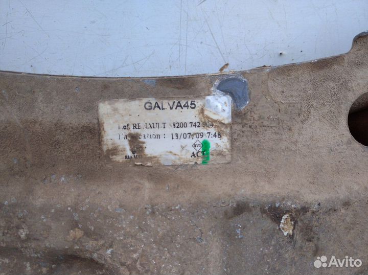 Подрамник Рено Меган 2