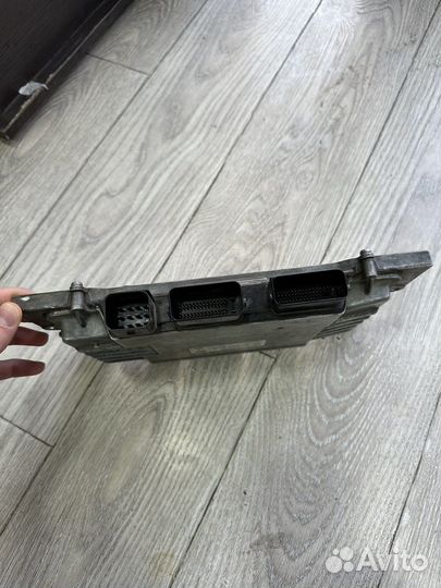 Блок управления двс BMW 528i f10 n52b30 n52b25