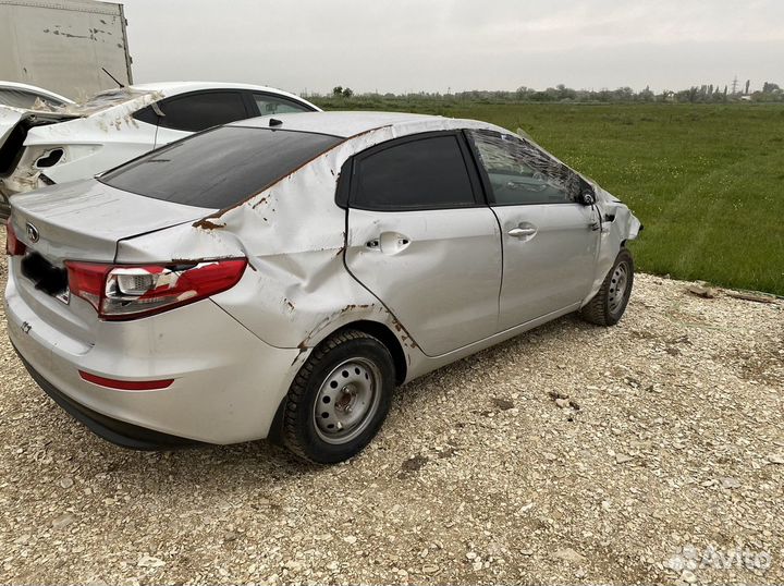 Разбор Kia Rio 3