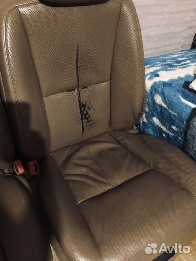 Передние сидения w221