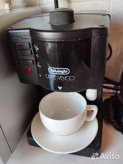 Кофеварка рожковая delonghi