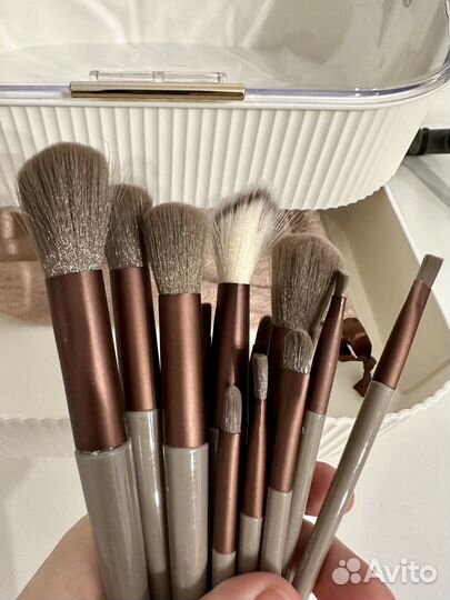 Кисти для макияжа профессиональные в чехле 13 штук