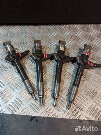 Форсунки дизельные Nissan 116600EB300 2.5 crdi