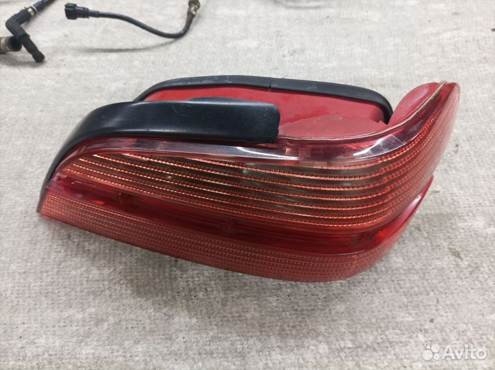 Фонарь правый Peugeot 406 рестайлинг аналог