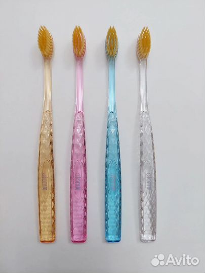 Зубная щетка Atomy