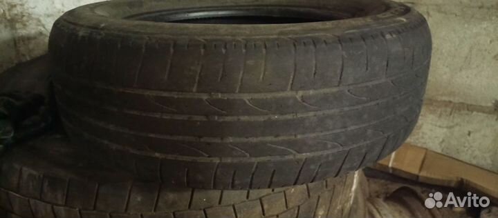 Bridgestone Dueler H/P 215/65 R16