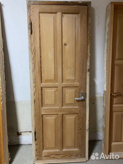 Двери межкомнатные с коробкой б/у