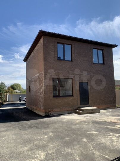 Дом 144 м² на участке 2,9 сот.