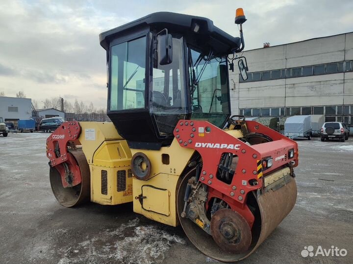 Дорожный каток Dynapac CC224HF, 2011