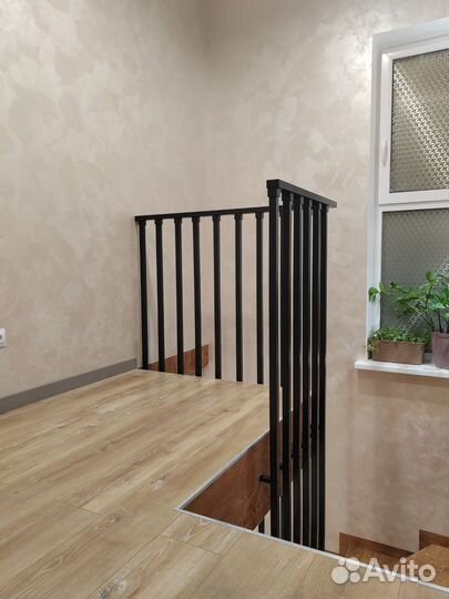 Перила в потолок