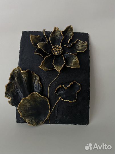 Барельеф на холсте