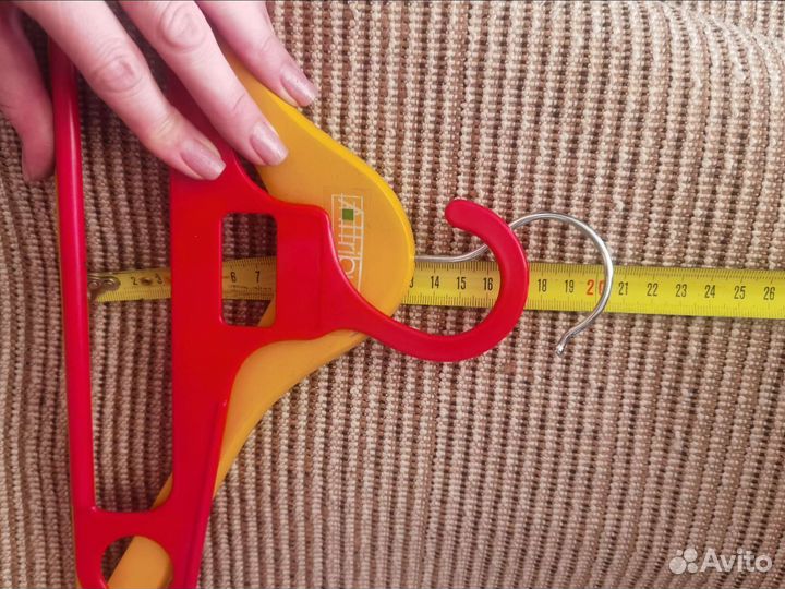 Вешалки/Плечики