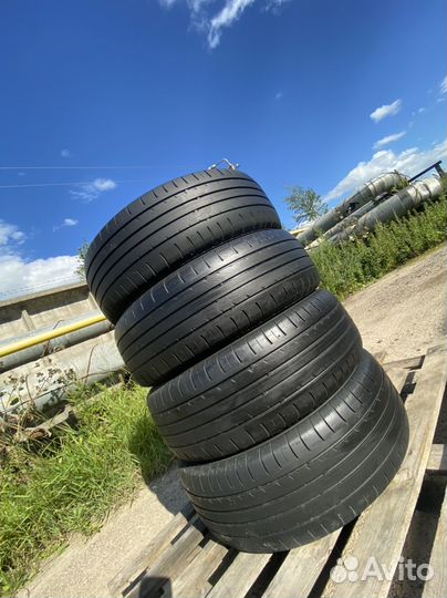 Nexen Classe Premiere 521 215/65 R16 98H