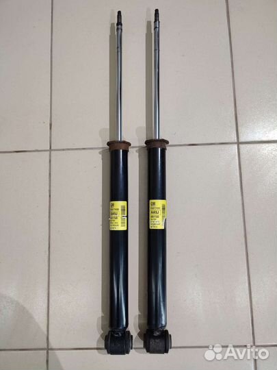 Стойки задние Шевроле Авео т 300