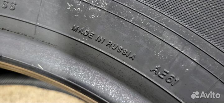 Yokohama BluEarth-XT AE61 215/65 R16 98H