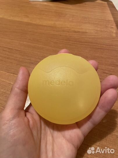 Накладки на грудь medela