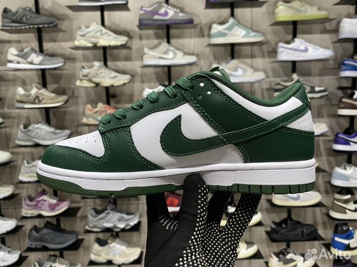 Кроссовки Nike Dunk Low Retro 