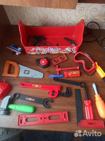 Детские игрушечные инструменты