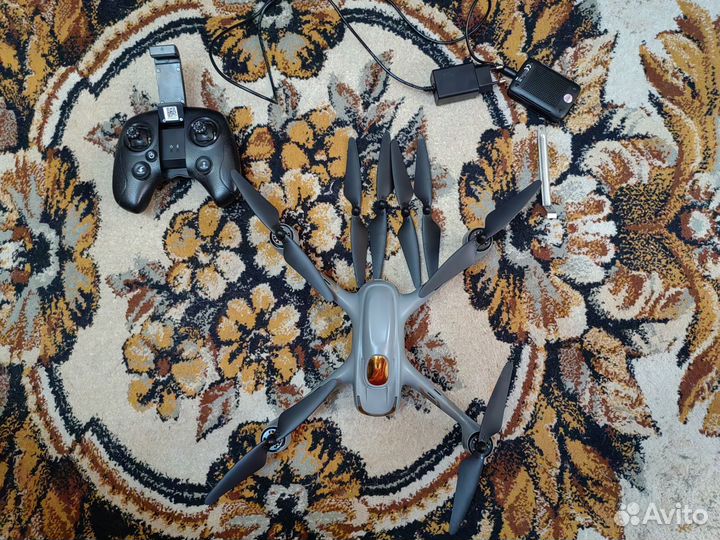 Квадрокоптер hubsan h501m