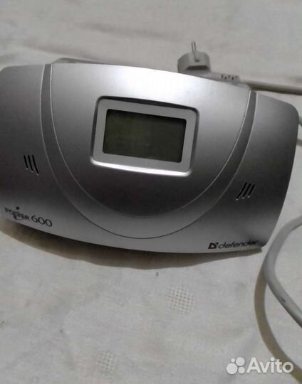 Стабилизатор напряжения