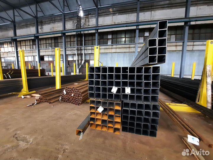 Профильная труба 50х30х2 мм