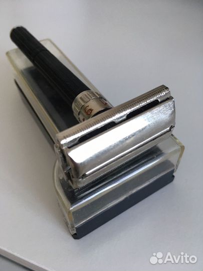 Бритвенный аппарат