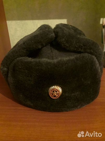 Армейская меховая шапка