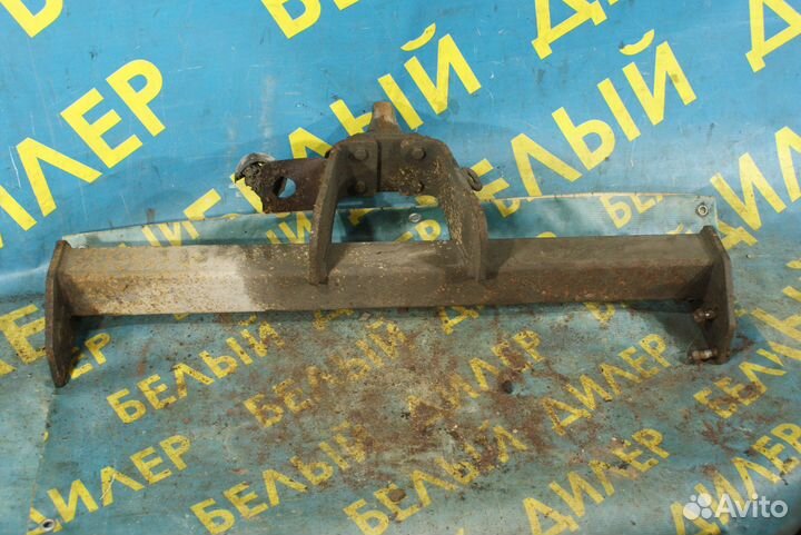 Фаркоп Nissan Terrano 2