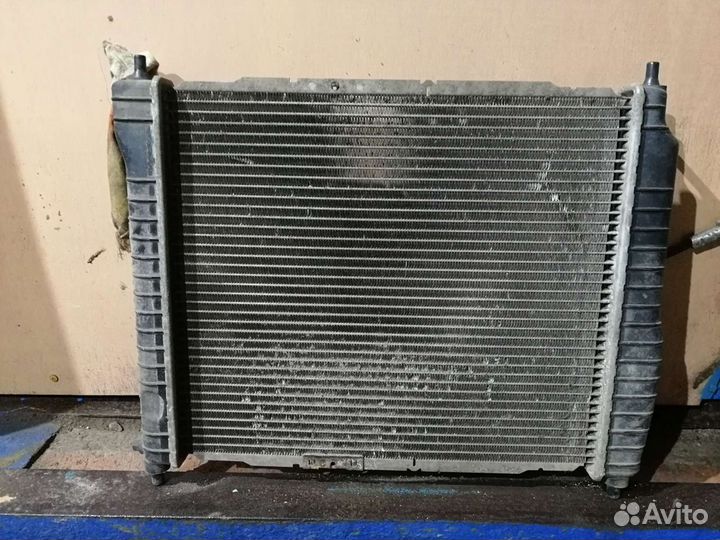 Радиатор охлаждения на chevrolet aveo