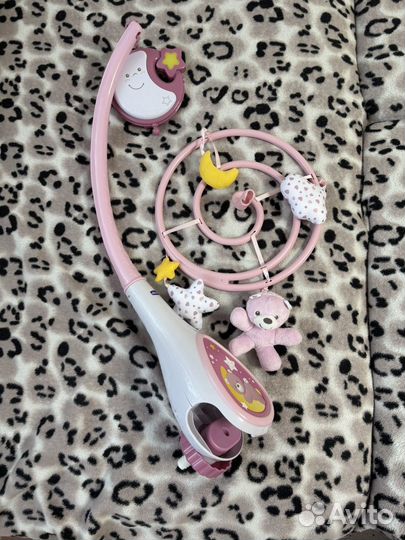 Мобиль на кроватку chicco розовая
