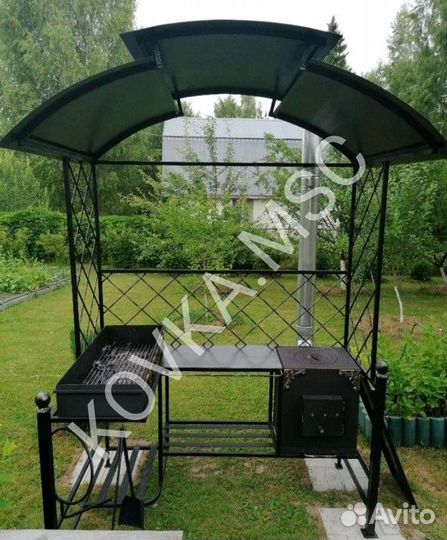 Мангал с крышей