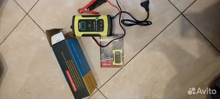 Пускозарядное устройство для акб автомат 12V-5А