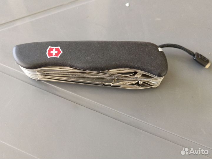 Швейцарский нож victorinox