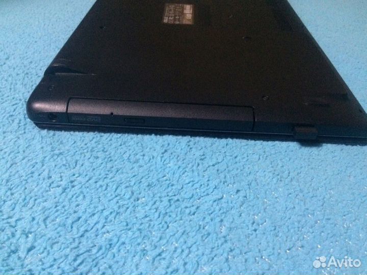 Ноутбук asus x550dp