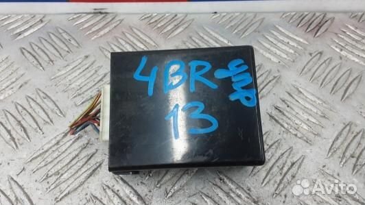 Блок управления toyota RAV 4 ZCA2 (4BR13NC01)