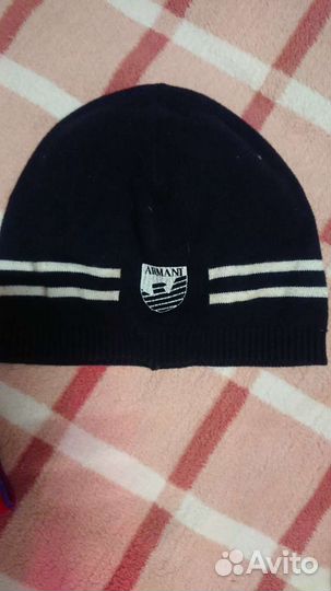 Перчатки, шапки, Armani, Fendi