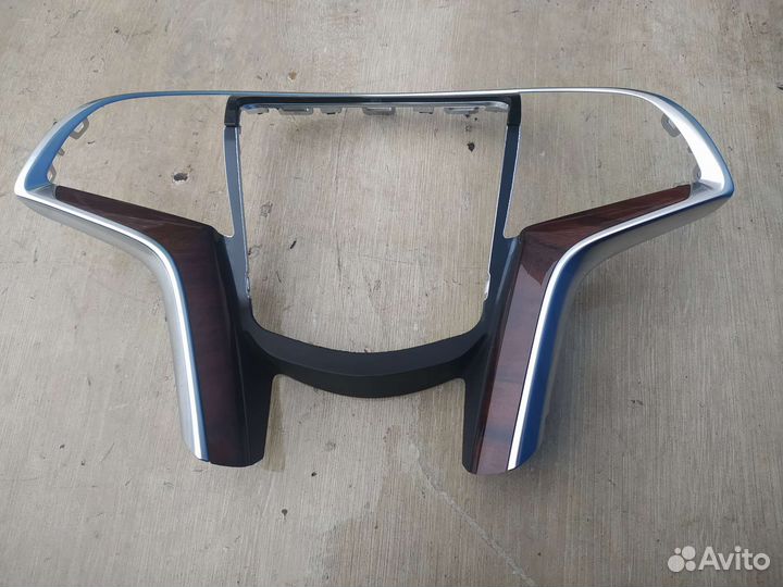 Накладка руля Cadillac Escalade 4